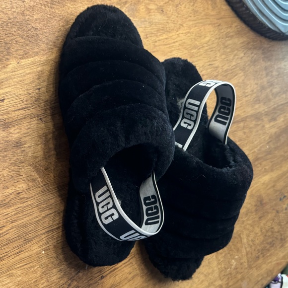 Black Ugg Fluff Yeah slides size 10 - Picture 4 of 7